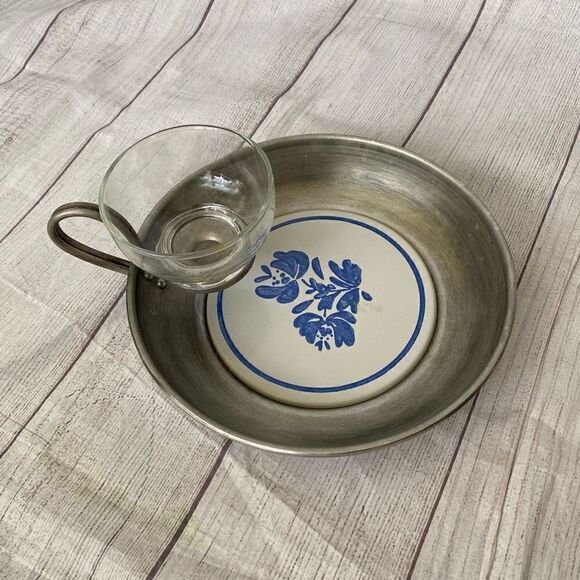 Vintage Appetizer plate w/curved handle and glass bowl for dipping sauce - Picture 2 of 4